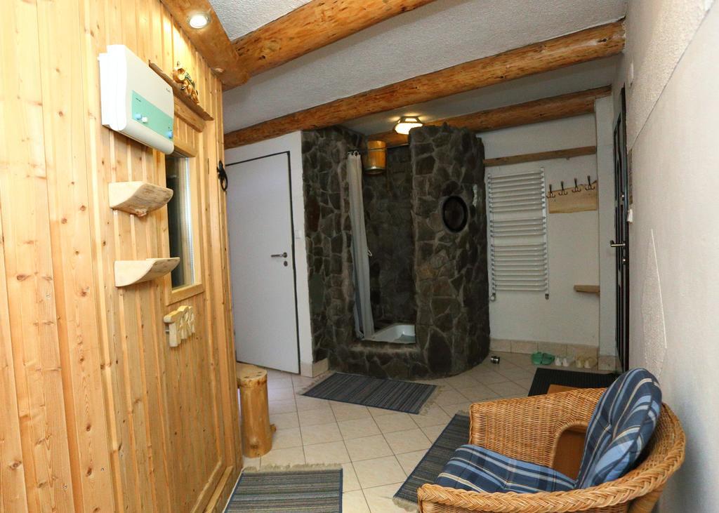 Pensjonat Tara Jeleśnia Extérieur photo