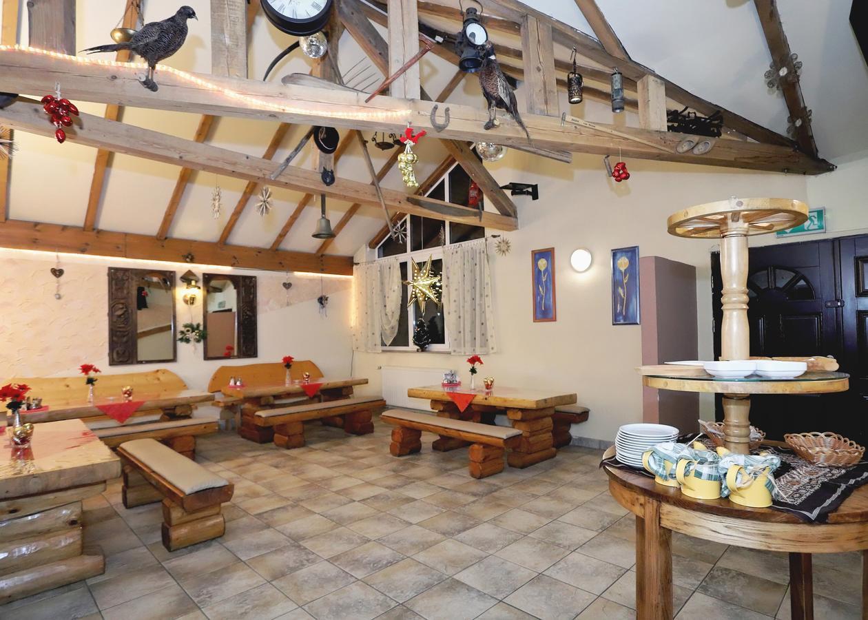 Pensjonat Tara Jeleśnia Extérieur photo